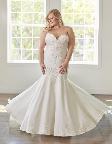 Mermaid Wedding Gown for Plus-size Online